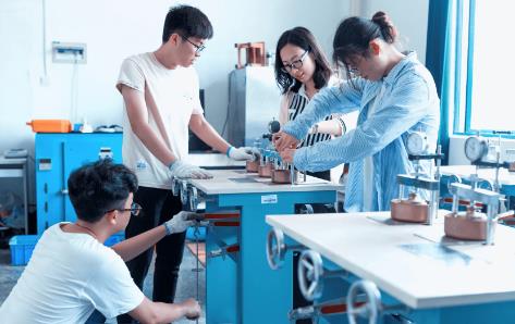 给工科女生就业的建议(给工科女生就业的建议和意见)