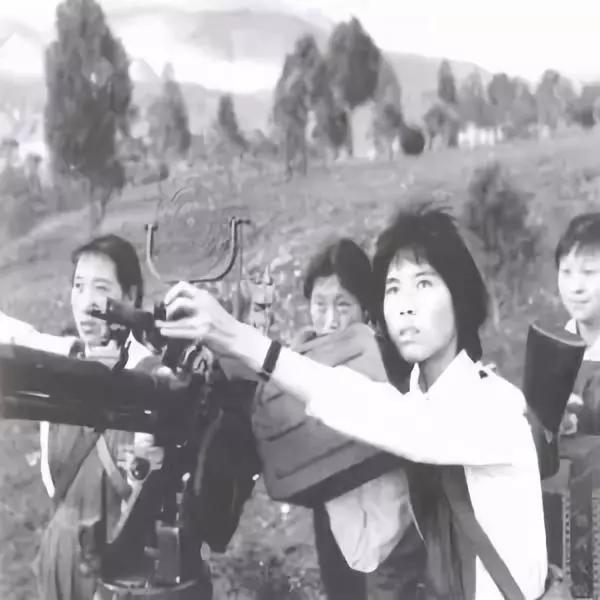 70年代中国打飞机教程:姿势全面内容详细
